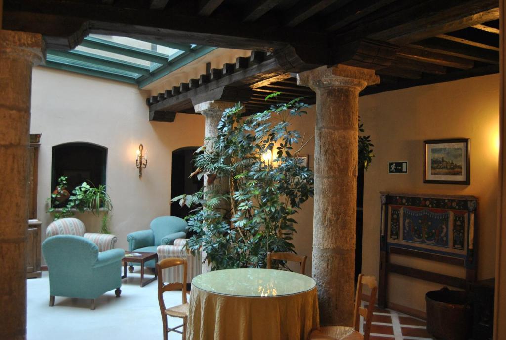 La Posada De Castrojeriz Luaran gambar
