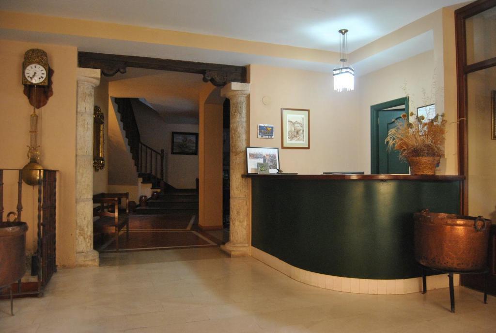 La Posada De Castrojeriz Luaran gambar